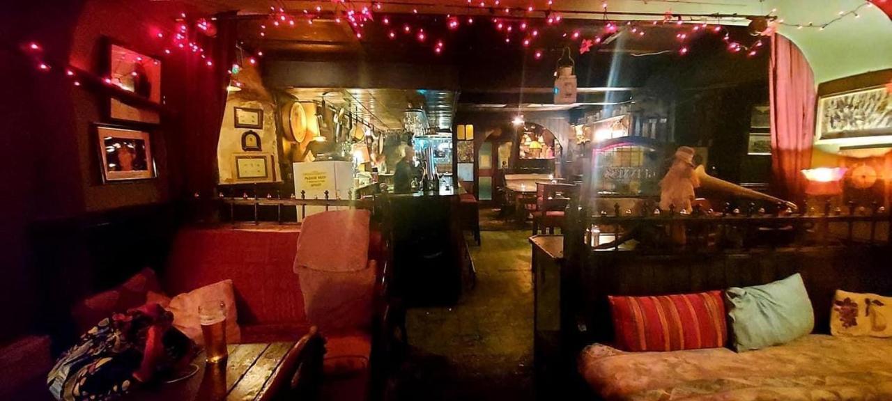 Kingfisher Lodge & Pub Castleconnell Bagian luar foto