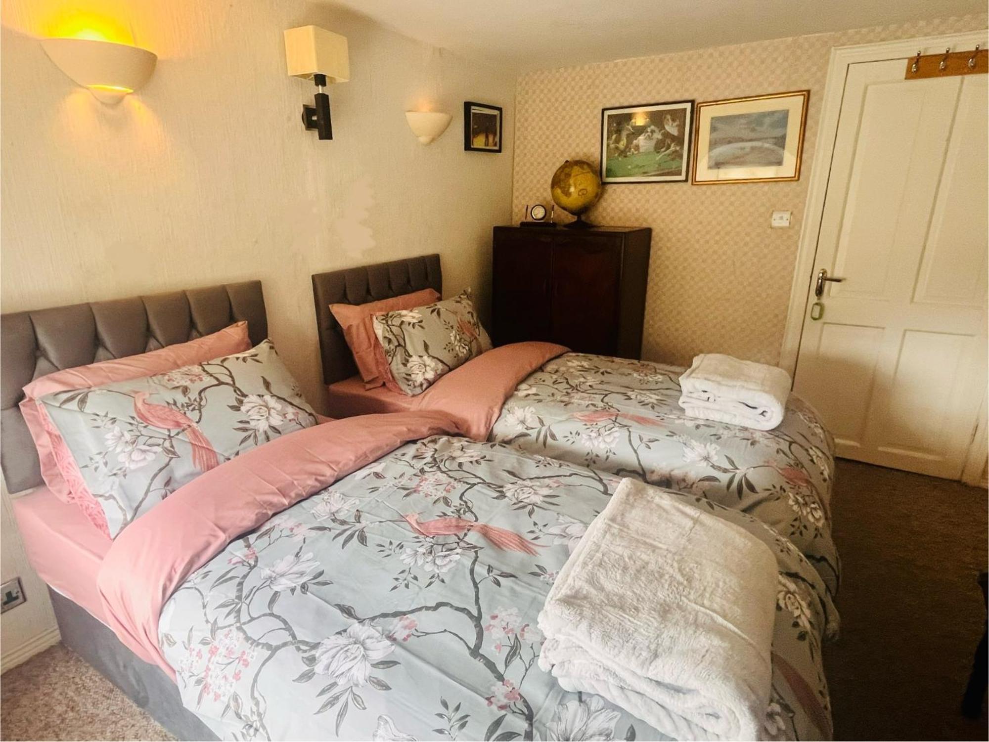 Kingfisher Lodge & Pub Castleconnell Ruang foto